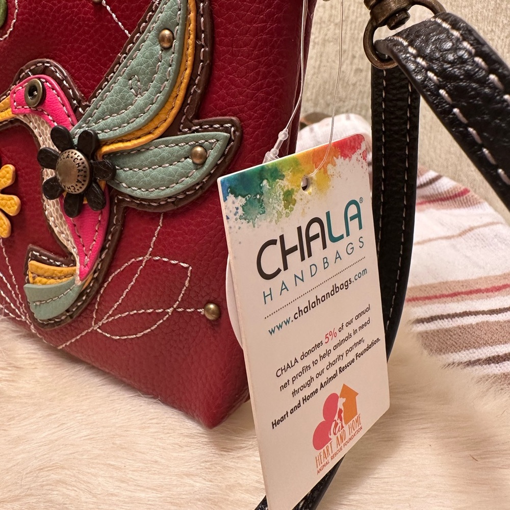 NWT Chala Hummingbird Crossbody Bag - Picture 2 of 6